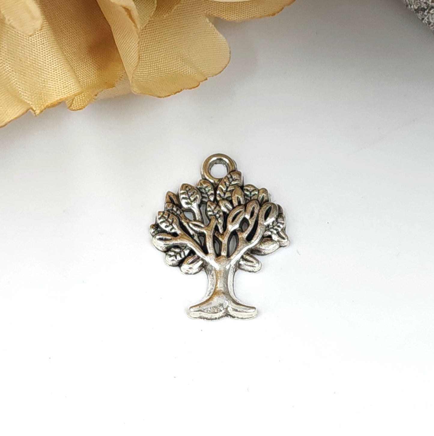Z) Tree of Life