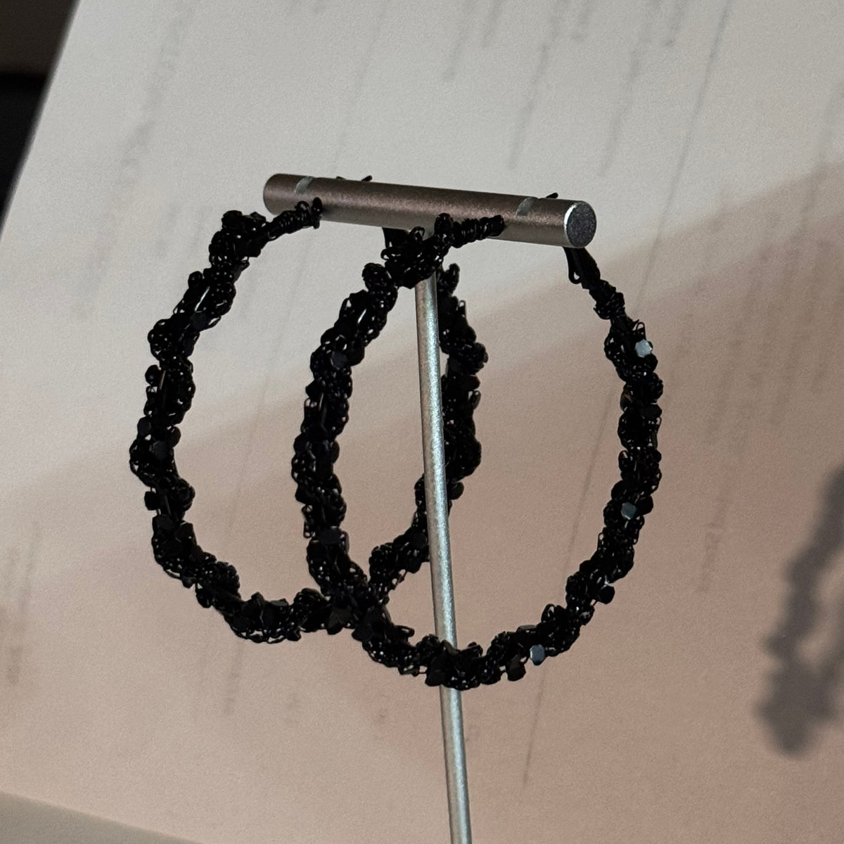ER) Textured Black Hoops