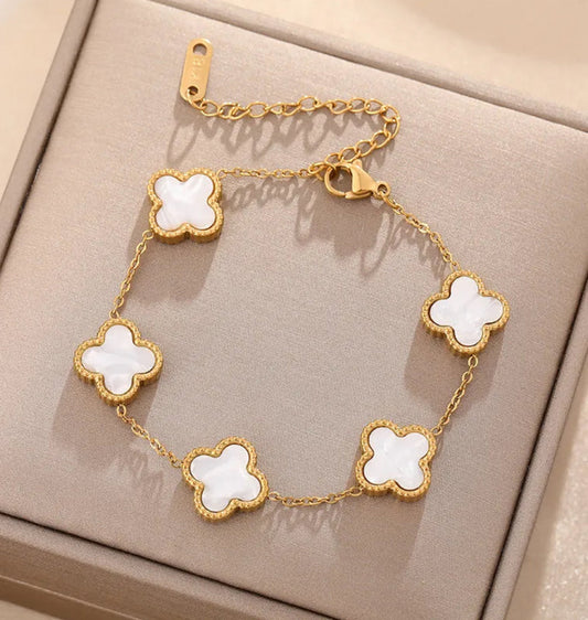 MT) Color Clover Bracelets
