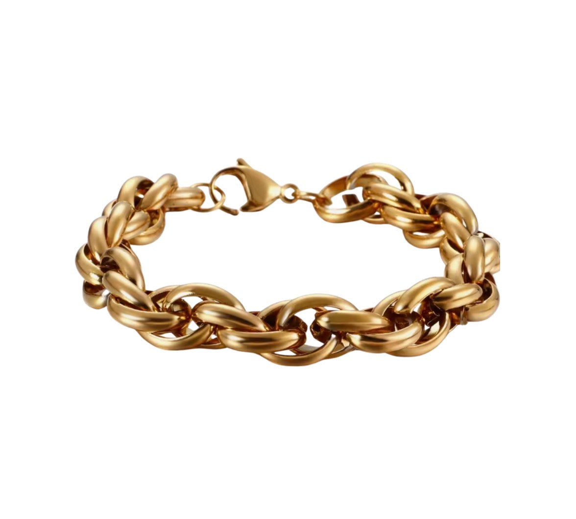 MT) Interlock Link Chain Bracelet
