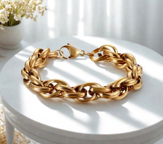 MT) Interlock Link Chain Bracelet
