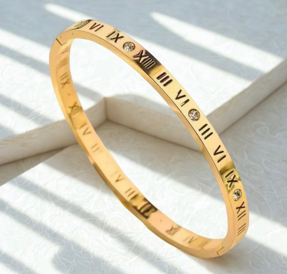 MT) Roman Numeral Bangle