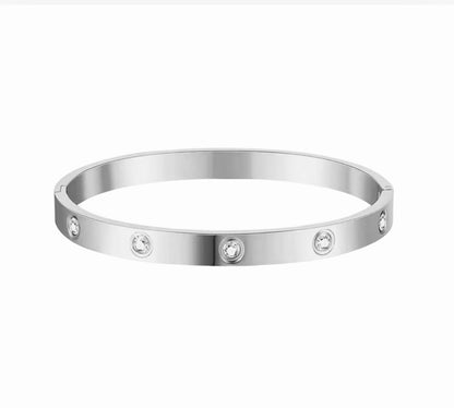 MT) Eternity Love Bangle