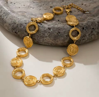 CH) Statement Spiral Necklace