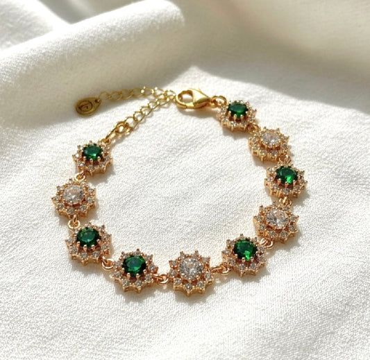 MT) Emerald & Diamond Chain Bracelet