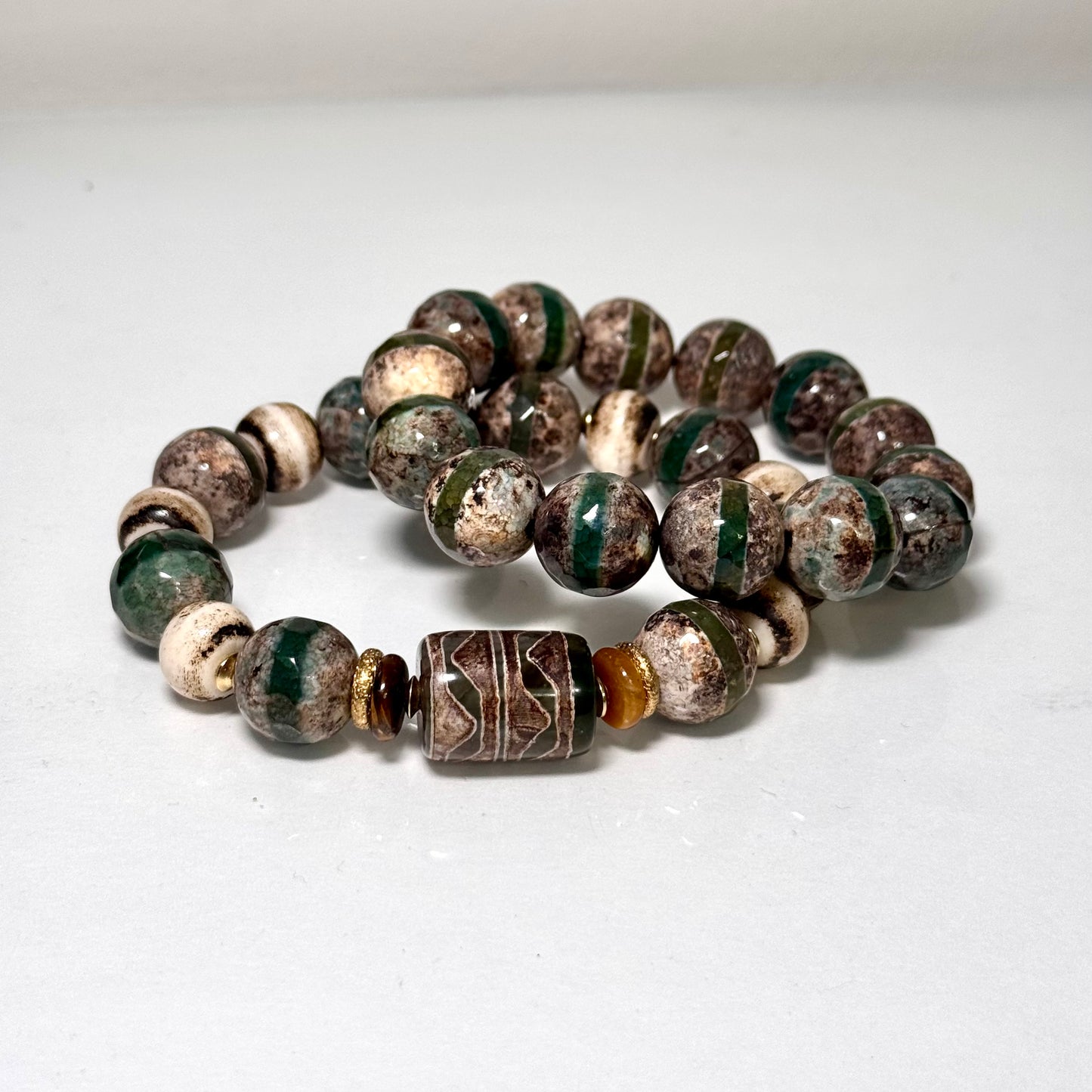 MS) Tibetan Moss Bracelet