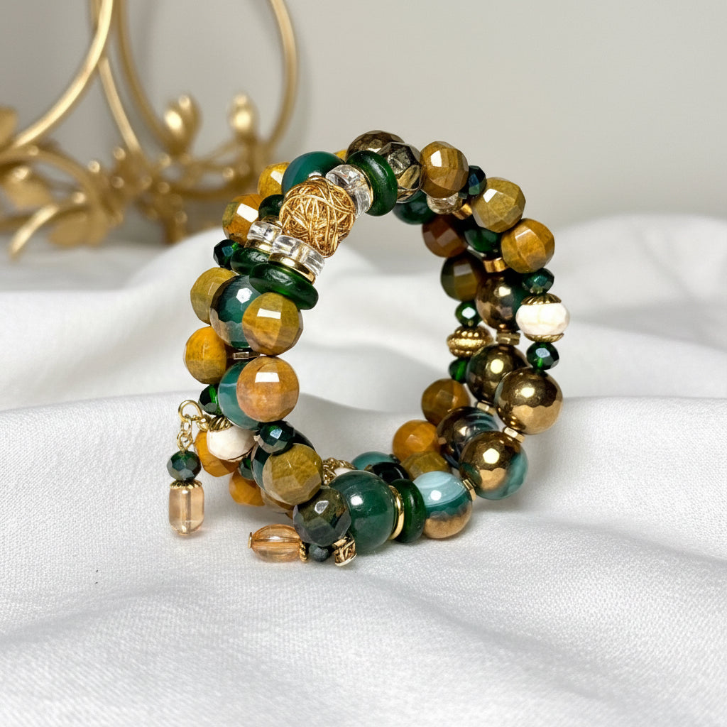 NC) Wire wrap bracelet - green/gold