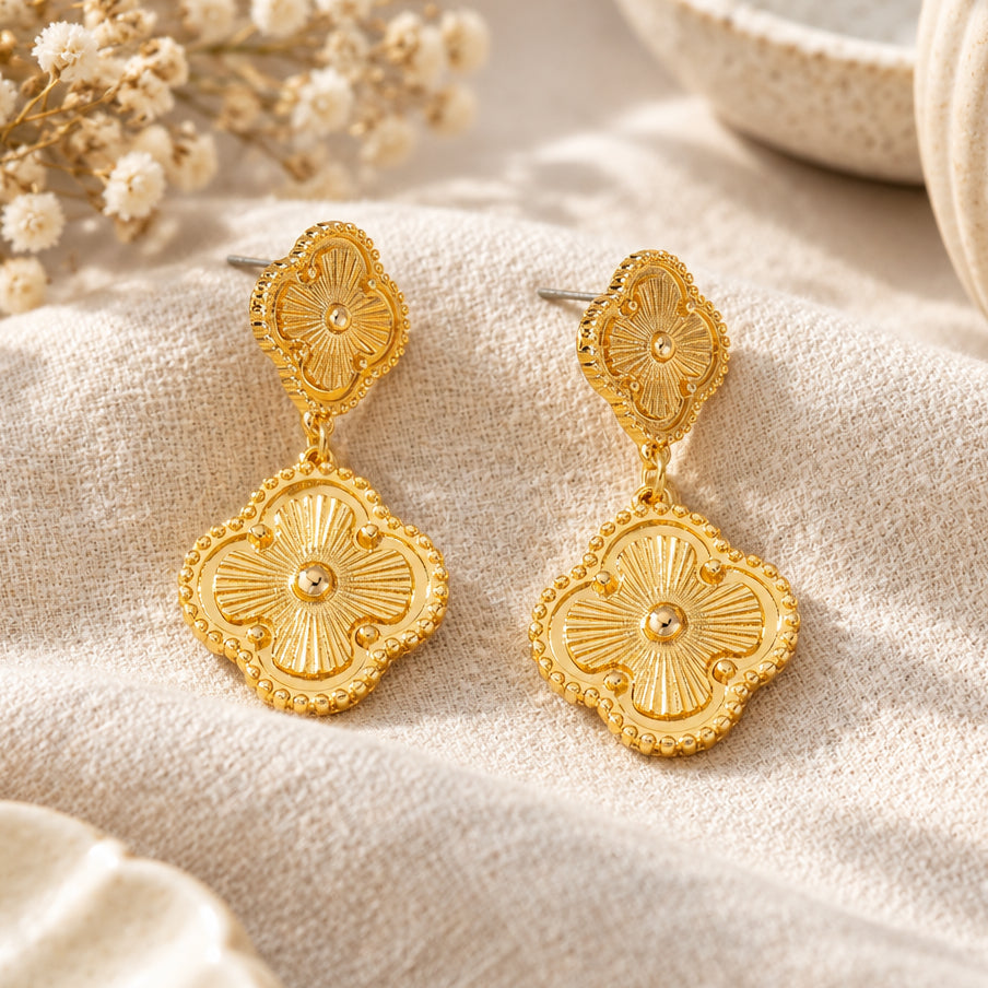 ER) Clover Dangle Earrings