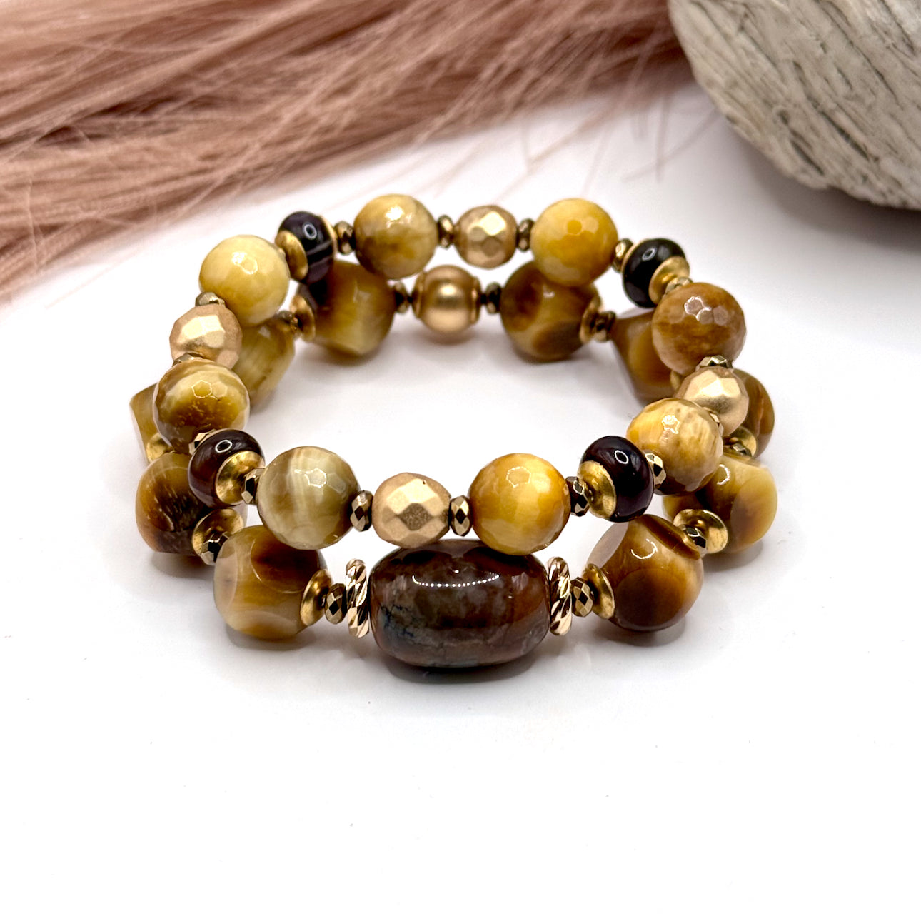 AM Custom Yellow Tiger & Emmy